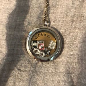 Origami Owl Necklace